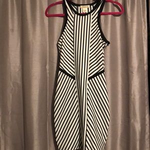 Arden B Mini/Midi Dress